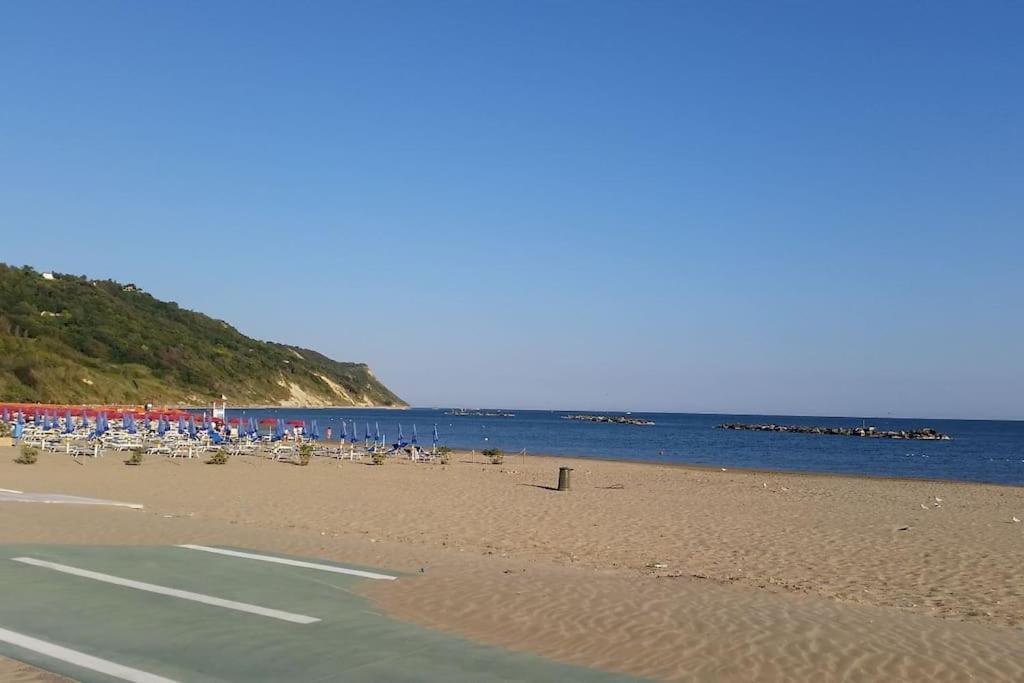 Appartamento In Villetta A 2 Passi Dal Mare E Dal Centro Pesaro Buitenkant foto